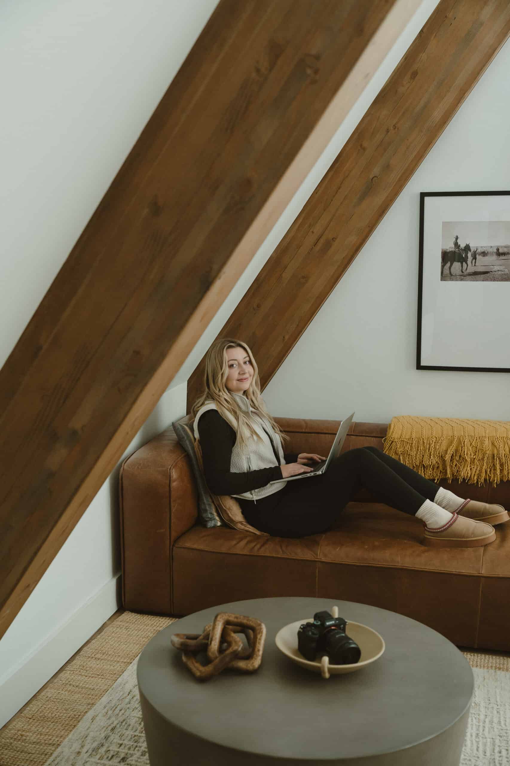 GETTING WAAAAY TOO INTO RESEARCH FOR MY COUPLES TO FIND THEM THE COOLEST LOCALES