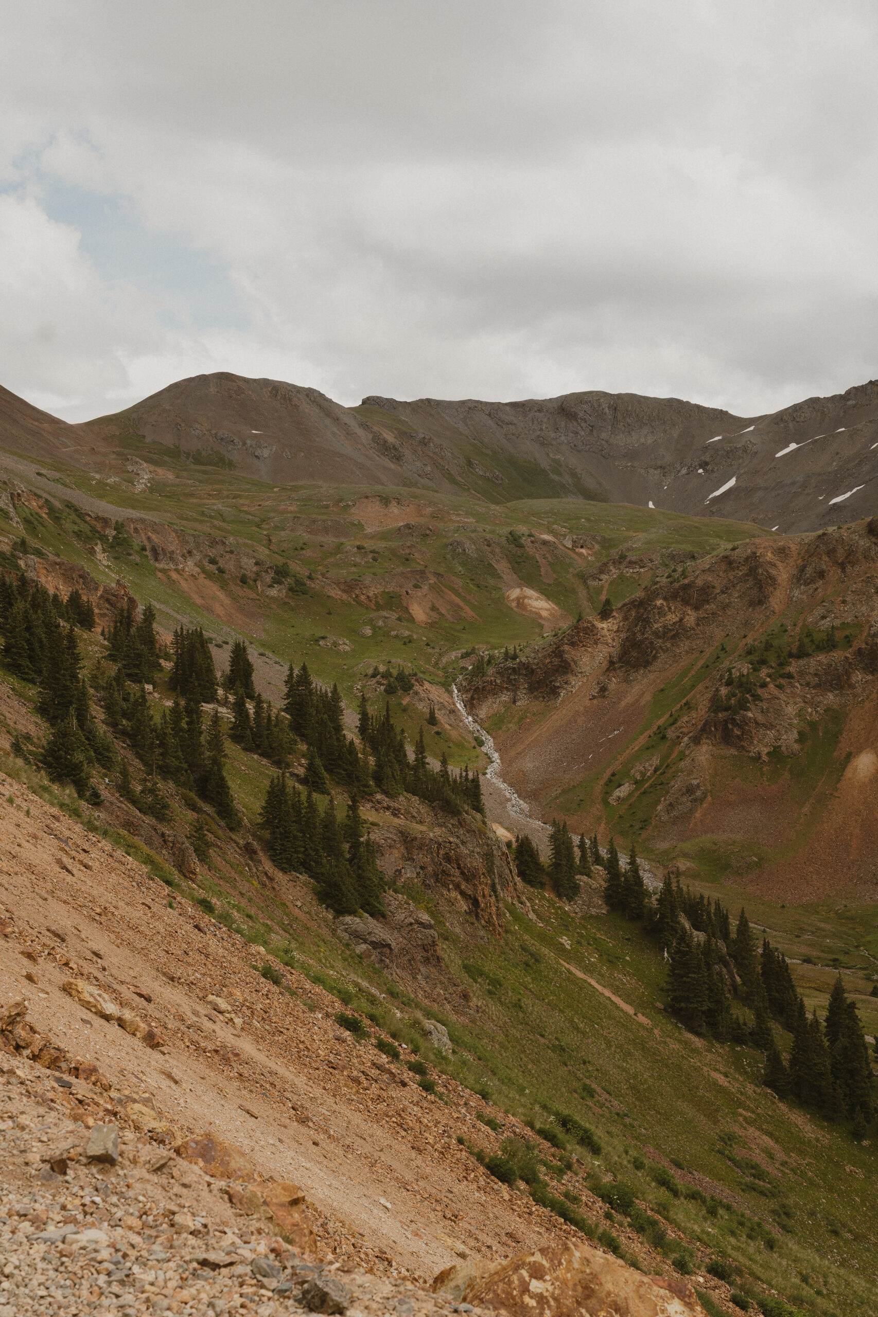 landscape of ouray green mountains in colorado