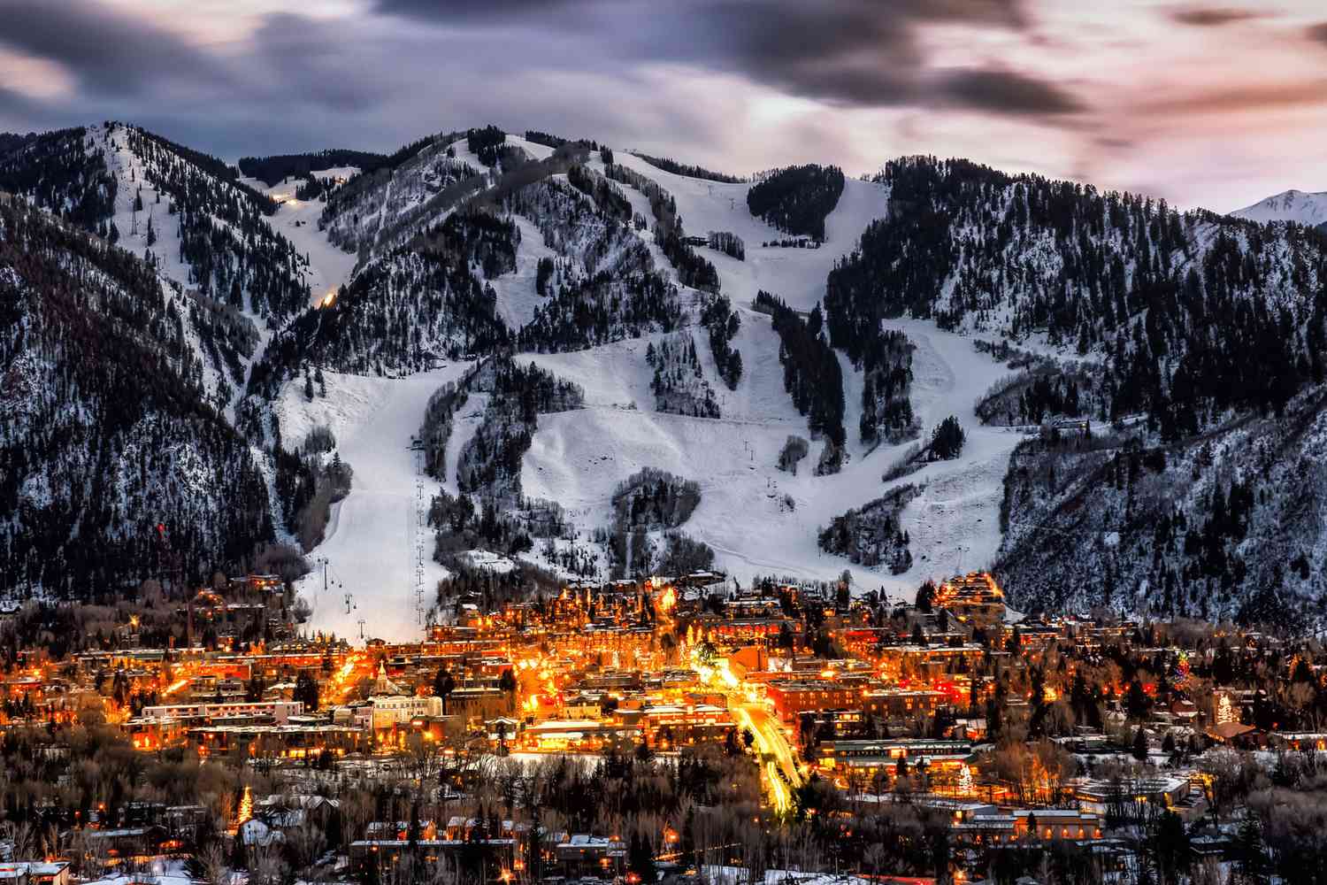 Aspen colorado at night